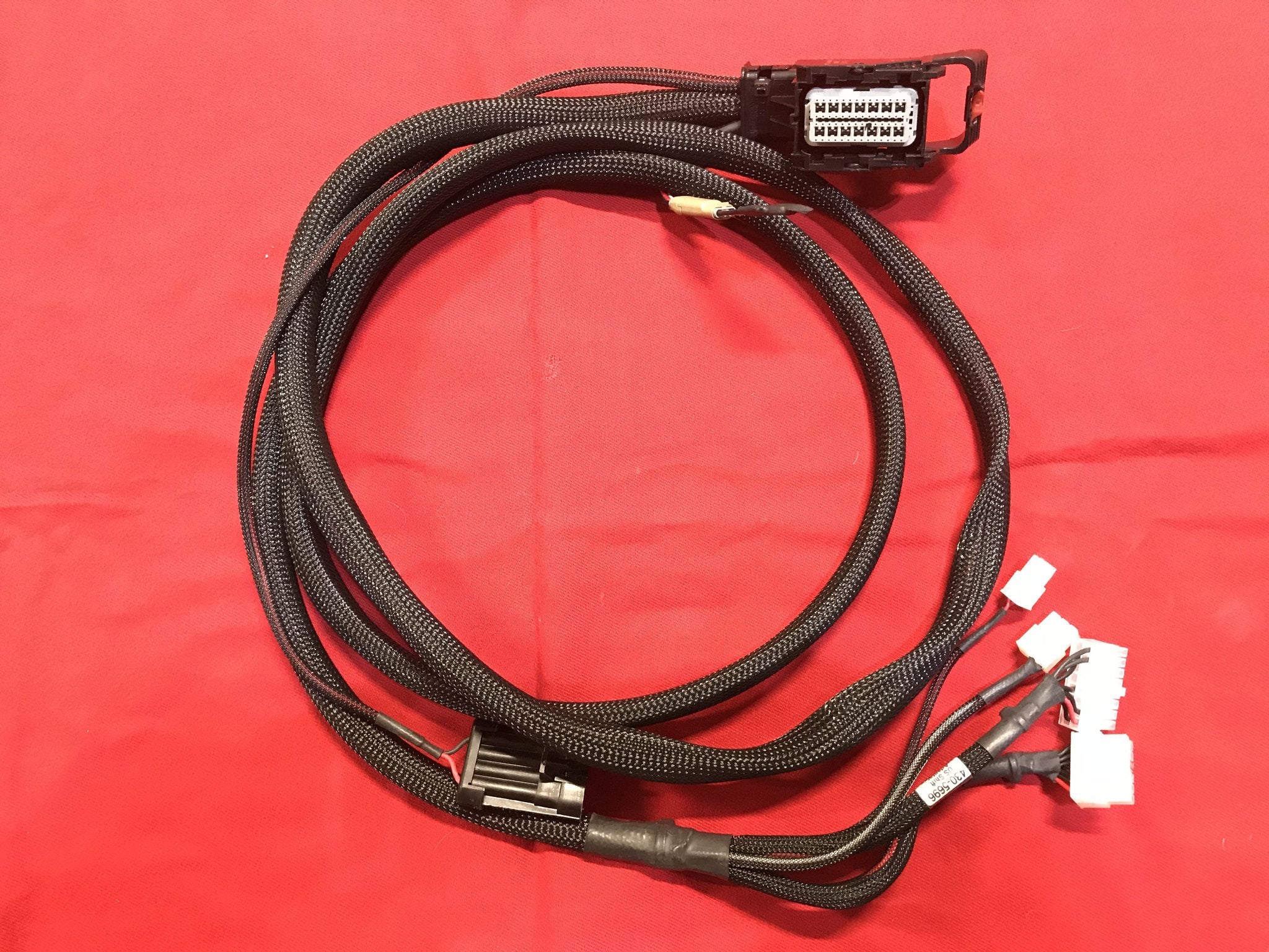 6R80 TRANSMISSION HARNESS FOR THE 2011 -2014 MUSTANG GT USING THE GATE-WAY INTERFACE MODULE